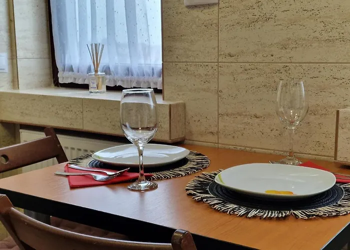 Апартаменти Laroka House Arty And Cosy Universitate Center Бухарест