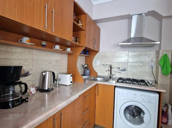 Laroka House Arty And Cosy Universitate Center *