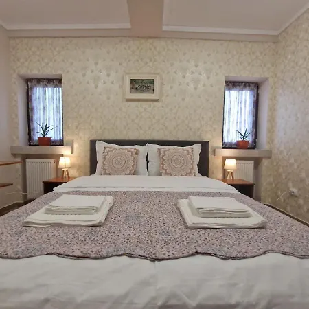 Laroka House Arty And Cosy Universitate Center