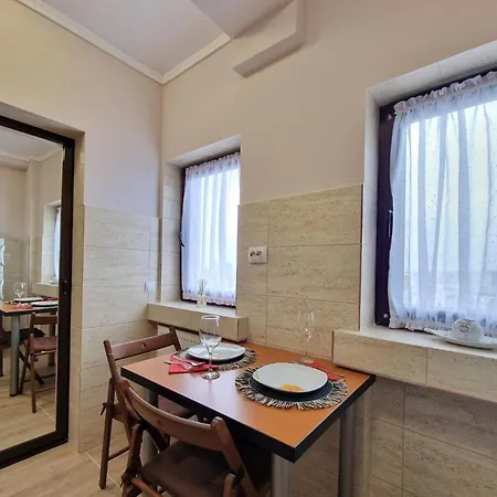 Laroka House Arty And Cosy Universitate Center