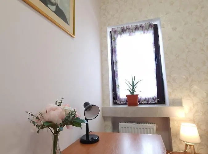 Laroka House Arty And Cosy Universitate Center Appartement