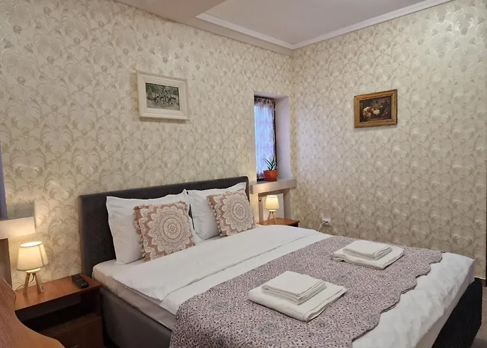 Laroka House Arty And Cosy Universitate Center